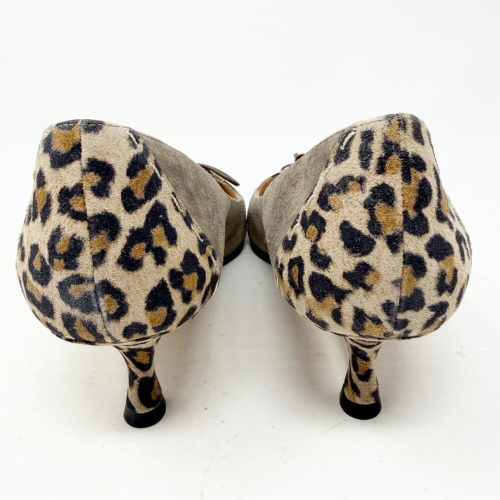 Manolo Blahnik Suede Leopard Print Bow Pointed Toe Heels Womens Size EU 40 - Picture 4 of 12